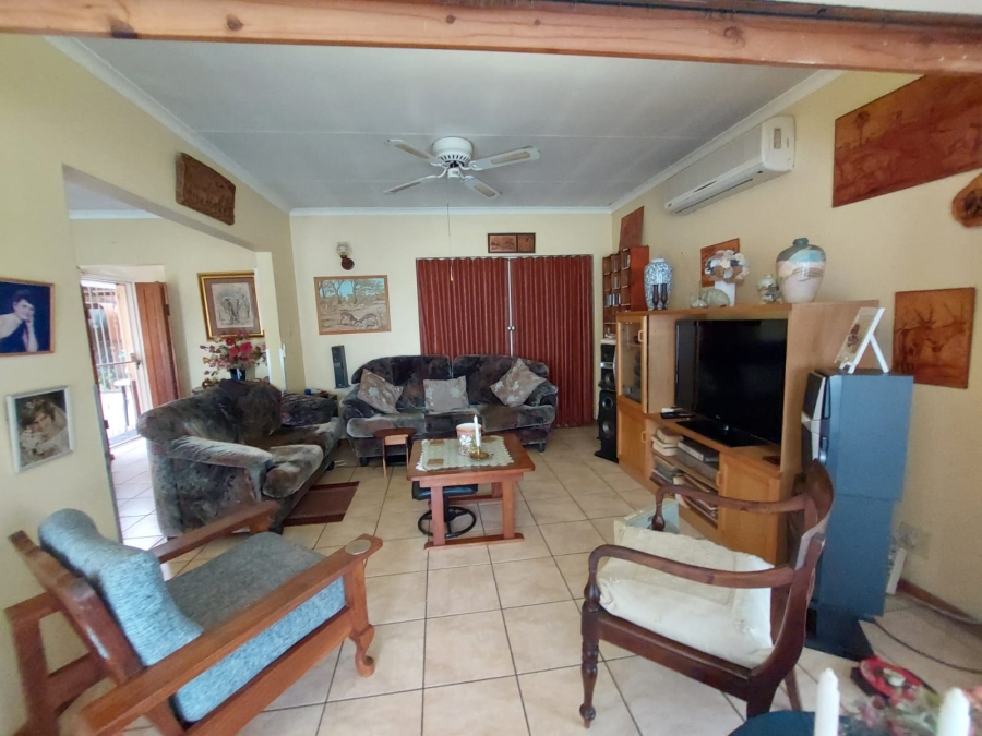 4 Bedroom Property for Sale in Vaalpark Free State
